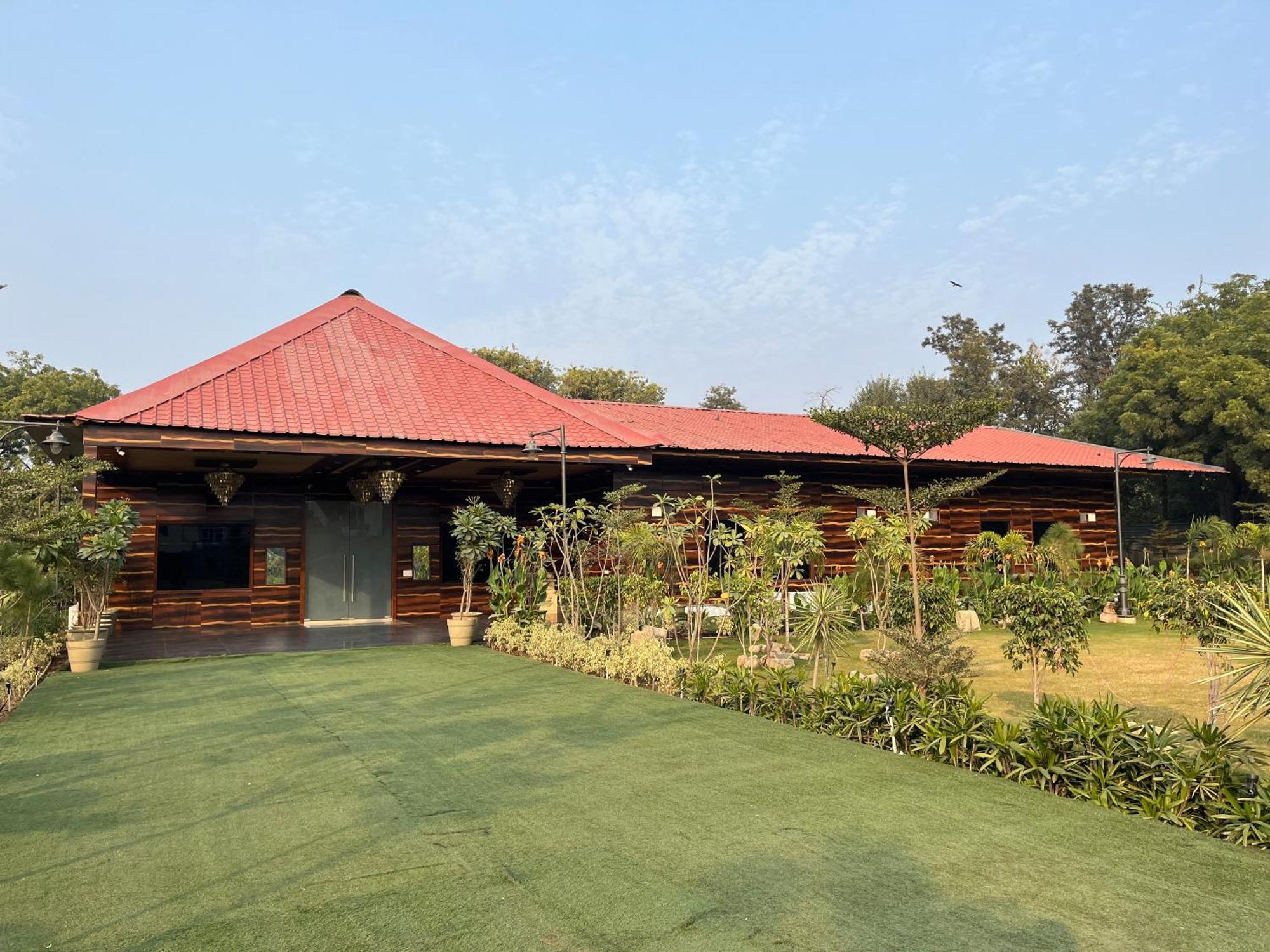 The Green Wood Palace I Farm House I Wedding I Party I 87Oo2O5865 Villa Gurgaon Exterior photo